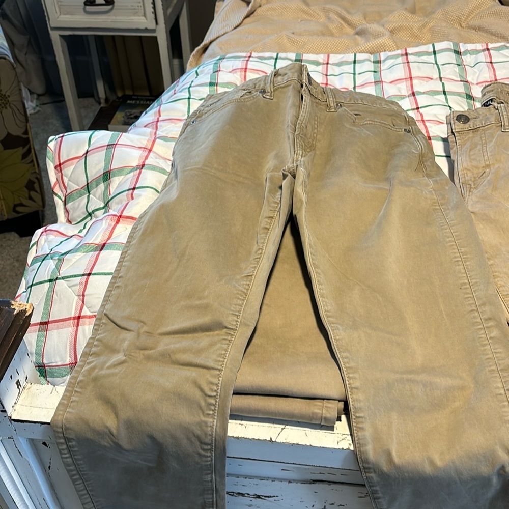 American eagle khaki skinny fit